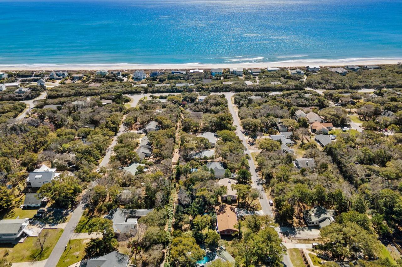 The Blue Lagoon Pine Knoll Shores Exterior photo